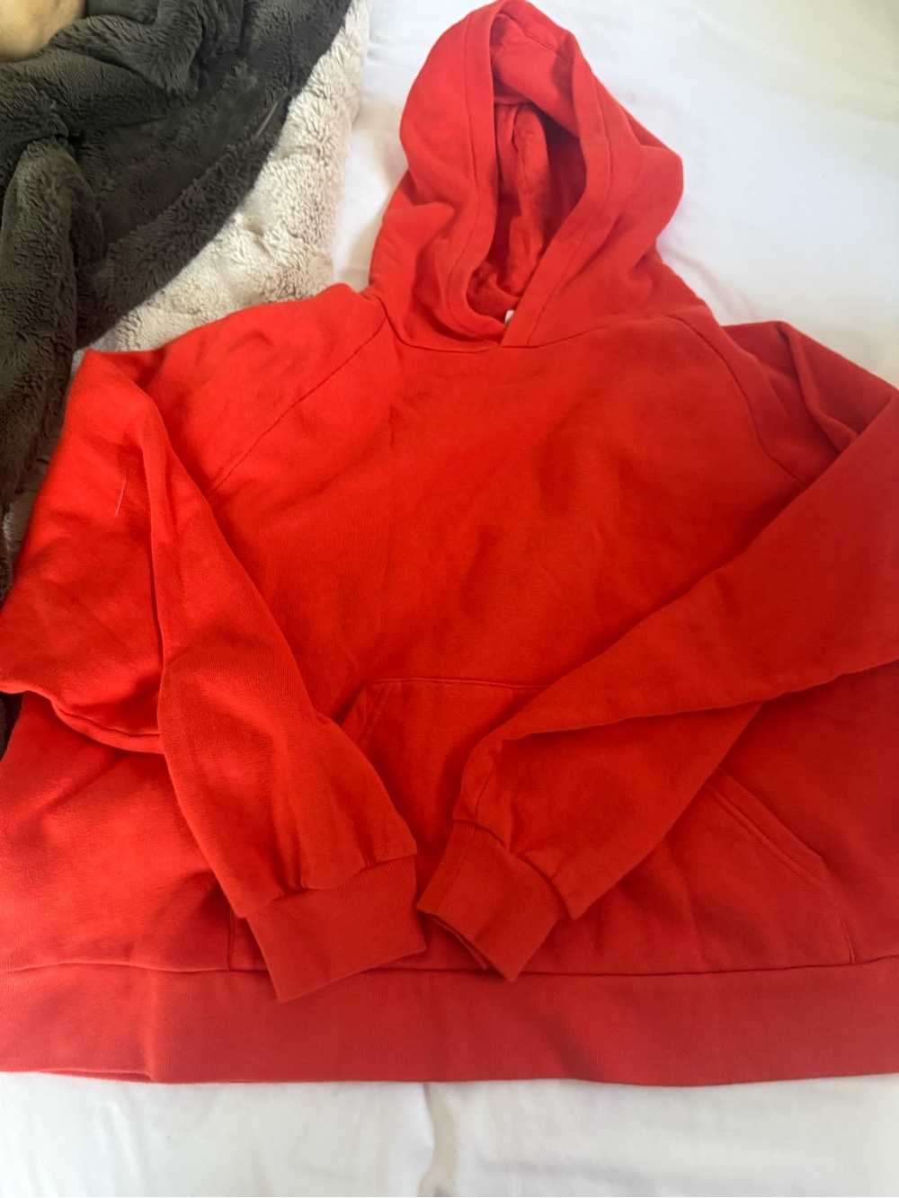 Sezane Red Hooded Women's Pullover Sweatshirt